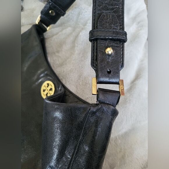 Tory Burch Deerskin Leather Tote In Black With Gold Accessories - Picture 8 of 10